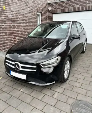 Mercedes-Benz B 250 e 8G-DCT