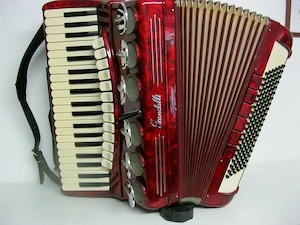 Akkordeon Scandalli Brevetto 4 Chörig 120 Bass TOP !