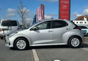 Toyota Yaris Bild 2