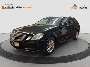 Mercedes-Benz E 250 T-Modell CGI/Standheizung/V-Leder/Navi/PDC