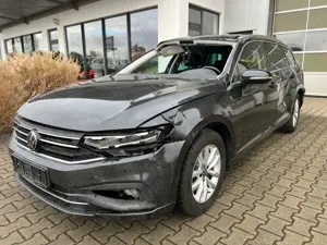 Volkswagen Passat Variant 2.0 TDI Unfall Bild 2