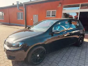 Volkswagen Golf Trendline * SHZ * Klimaautomatik * Mit Garantie *