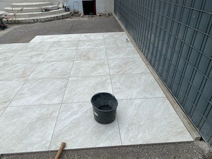 Ich biete professionelle Gartenpflege und Pflasterarbeiten