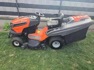 Husqvarna CT 342T Kawasaki 20 PS Bild 7