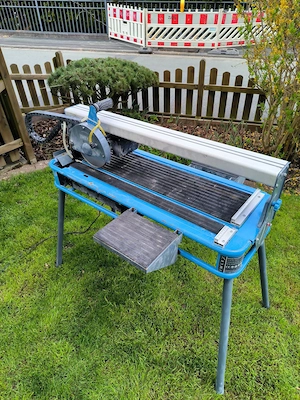 Elektrischer Fliesenschneider (Nassschneider)