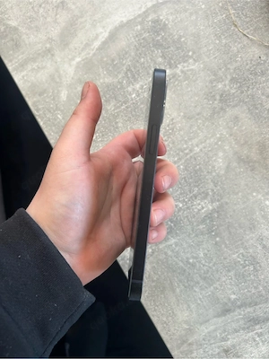 iphone 12 neuwertiger zustand , nur abholung 