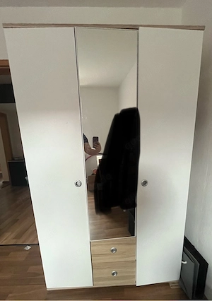 Verkaufe Kleiderschrank 