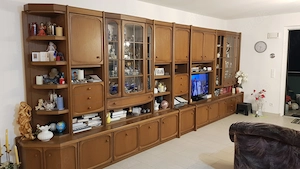 Wohnzimmerschrank zu verschenken