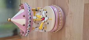 Spieluhr im Karuselldesign