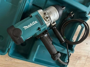 Makita TW1000 | 1000Nm 230v Elektro-Schlagschrauber inkl. Koffer 