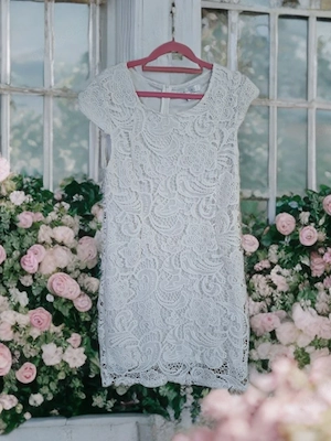 Süßes Spitzenkleidchen