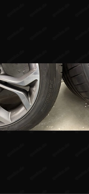 BMW Alufelgen 18 Zoll mit Sommerreifen - Top Zustand