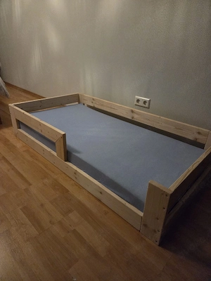 Bodenbett 145 x 15 cm