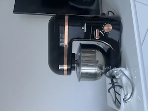 Kuchenmaschine Klarstein 1800 W 5 L mit Fleischwolf und Standmixer Anschluss