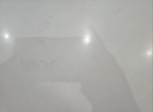 Esstisch ohne Stühle zu verkaufen