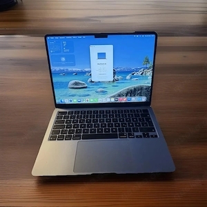 Macbook air 13 M4 2025 16 GB