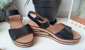 Sandaletten Gr. 40