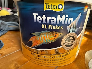 TetraMin XL Flakes Fischfutter für gesunde Fische