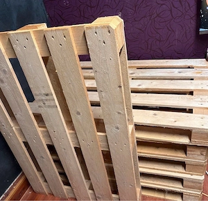 (Europaletten) Robuste Holzpaletten für DIY-Projekte