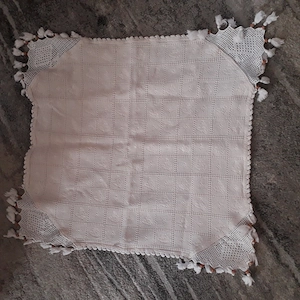 Tischdecke Strick Grösse ca 87 cm x 87 cm  