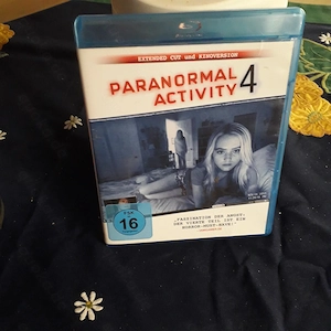 Paranormal Activity 4,Blue Ray  