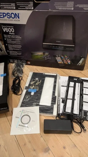 Epson Perfection V600 Photo Scanner Bild 2