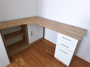 Eckschreibtisch groß neuwertig 