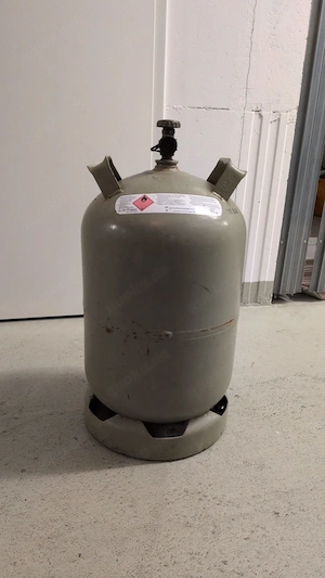 Graue Gasflasche 11kg