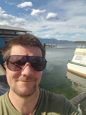 Suche geiles Outdoor Treffen mit heiler ziemlich zierlich bis schlanke frau ab 18j