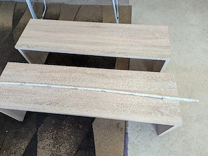 2 Bänke zu verschenken 