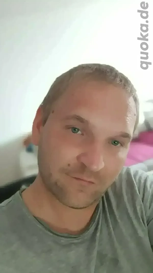 Suche eine FRAU zum Verwöhnen und Massieren 