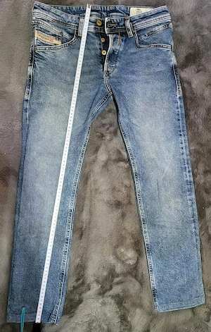 Diesel Belther Jeans W29 fällt aus wie W31 L27 gekürzt