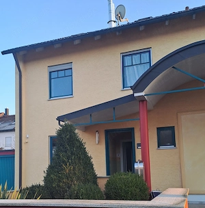 REH mit Einliegerwohnung - PROVISIONSFREI