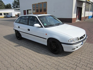 Opel Astra F1 Baujahr 1998 Bild 2