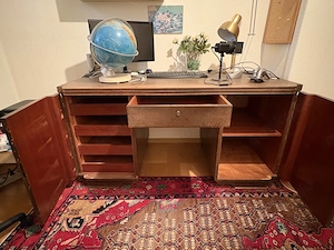 Schreibtisch Sekretär