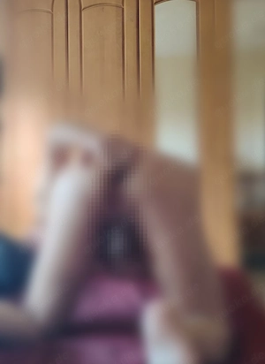 Wer möchte meinen prallen Hintern?  Bild 2