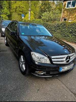 Mercedes-Benz C 180 CGI   sehr gepflegt, TÜV neu, 8-fach bereift. (Sommer & Winter Reifen)