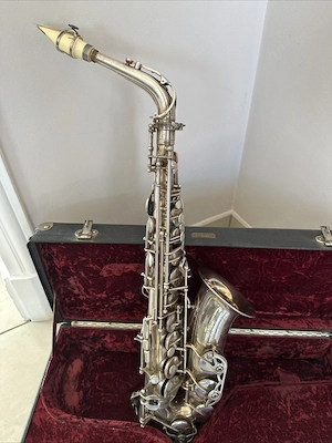 Saxophon Henry Selmer Paris, Mit Original Koffer Und Viel Zubehör.de