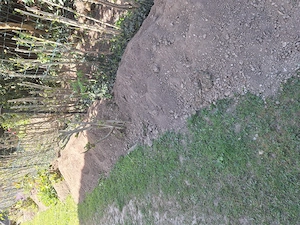 Erd  Aushub zu verschenken