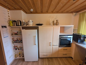 Küche gebraucht mit Gefrier-u. Kühlschrank, Backofen, Spülmaschine und Herd