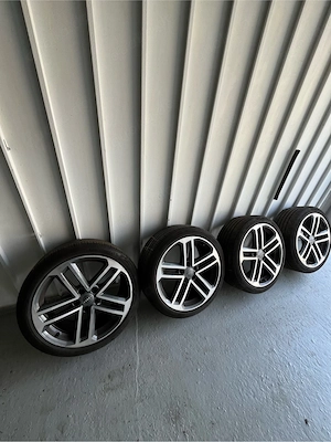 Verkaufe 4xAudi Sommerreifen