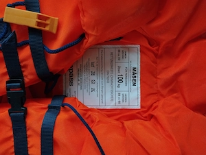 Rettungswesten Große 54-56 und 58 -60