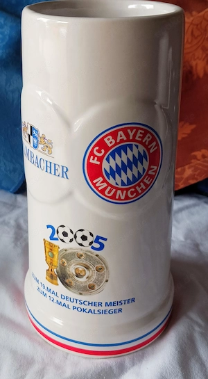 FC BAYERN MÜNCHEN 2005 Meister und Pokalsiegerkrug- Porzellan-