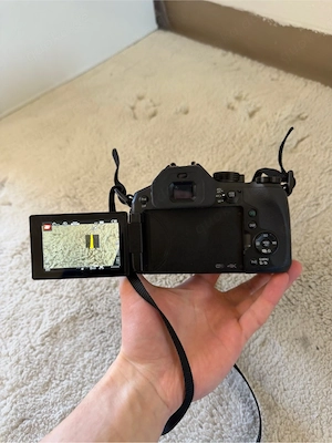 Panasonic LUMIX DC-FZ82 Kamera + Zubehör   Top Zustand