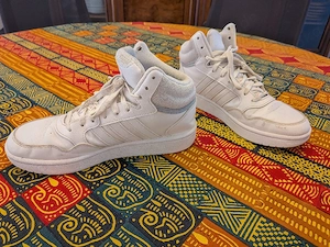 adidas Hoops Mid Sportschuh Größe 37 