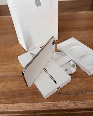 Apple iPhone 17 Air 256GB weib plus Apple Schwarz tasche + Zubehör und 100%-akkukapazität 