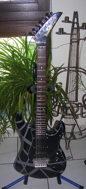 Verkaufe Kramer Stricker 300 ST *E-Gitarre aus den 80er Jahren mit original Floyd Rose Bild 2