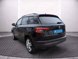 Skoda Karoq 1.6 TDI SCR DSG Style LED NAVI KESSY SMARTLINK+ 1 Bild 5