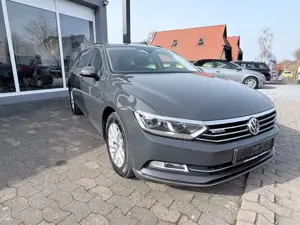 Volkswagen Passat Variant Com./4MOTION/DSG/NAVI/SHZAHK/LED
