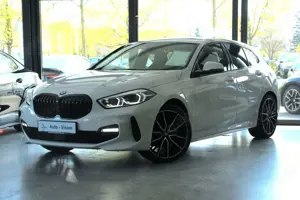 BMW 118 i (F40) M Sport *A-LED*ACC*Panorama*Head-Up